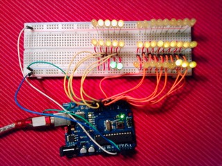 Arduino auf rotem Teppich
